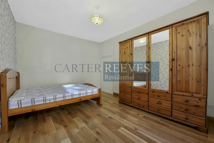 3 Bedroom Flat To Rent In Camden Street, Kings Cross, Euston, Camden, London, NW1