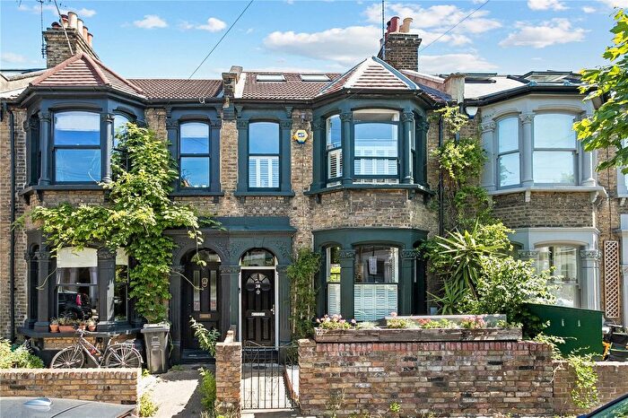 4 Bedroom Terraced House For Sale In Roding Road, London, E5
