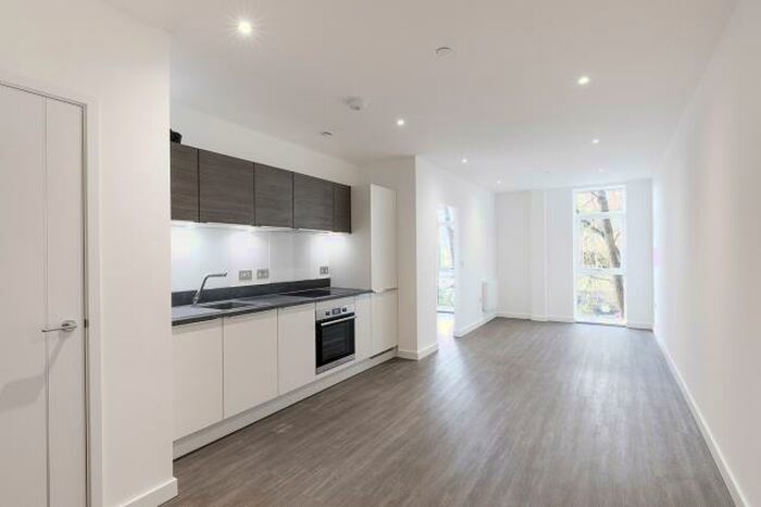 2 Bedroom Apartment To Rent In Camberley, Surrey, GU15