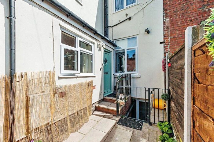 1 Bedroom Flat For Sale In Grenville Street, Stockport, Greater Manchester, SK3