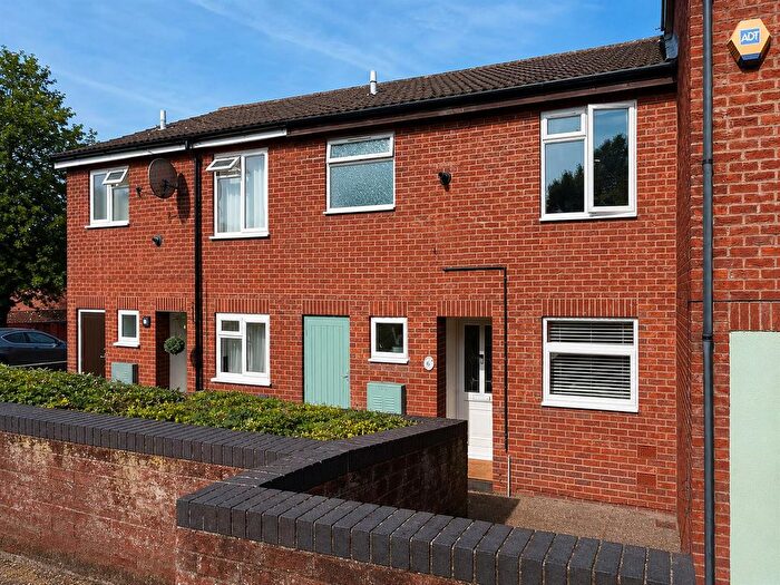 3 Bedroom Terraced House For Sale In Norwich, NR6