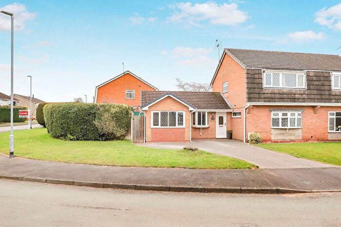 3 Bedroom Semi-Detached House For Sale In The Greenway, Pattingham, Wolverhampton, WV6