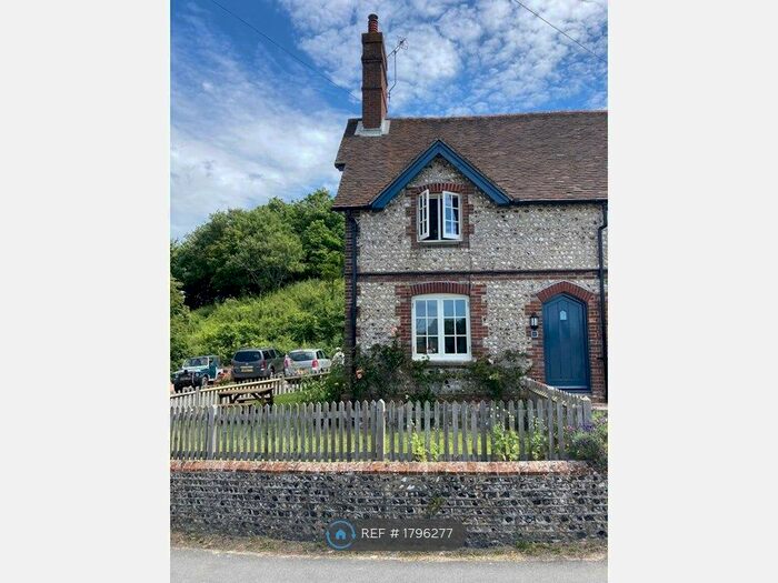 3 Bedroom End Of Terrace House To Rent In Trevor Gardens, Glynde, Lewes, BN8