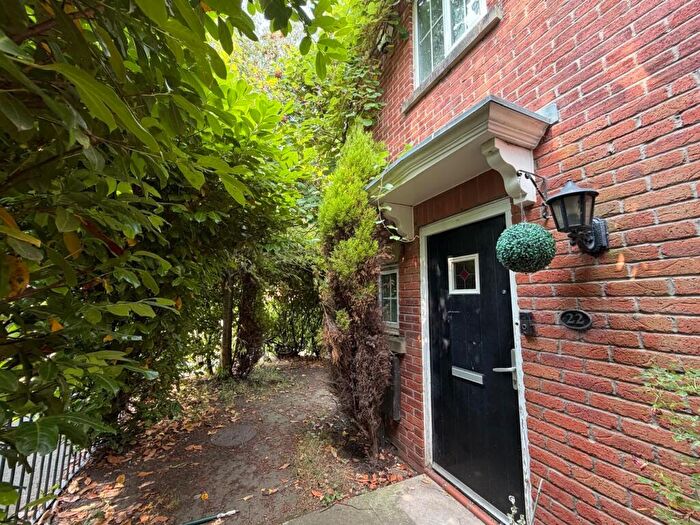 4 Bedroom Terraced House For Sale In Marland Way, Stretford, M32