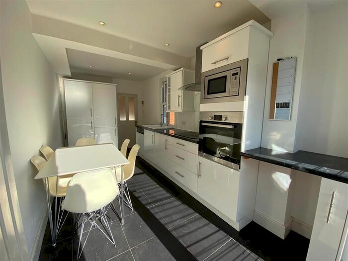 3 Bedroom Property To Rent In Constantine Road, Colchester, CO3