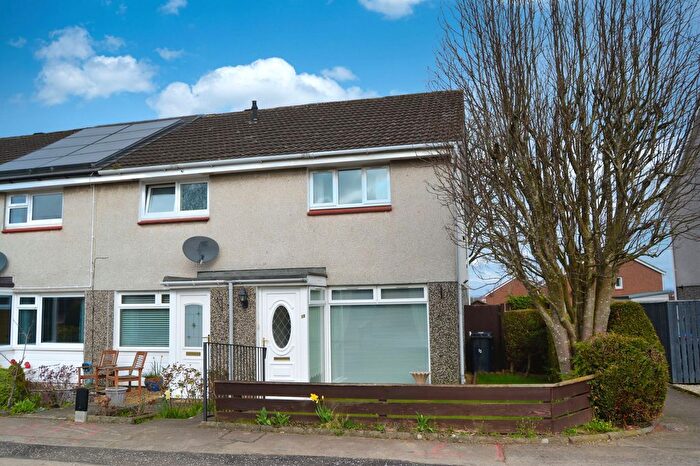 2 Bedroom Villa For Sale In Sandyloan, Laurieston, FK2