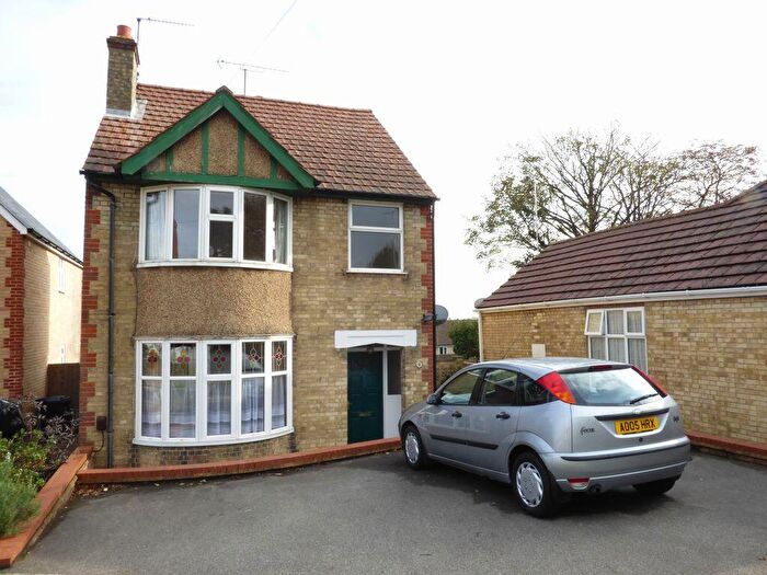 3 Bedroom Detached House To Rent In The Vineyards, Ely, Cambridgeshire, CB7