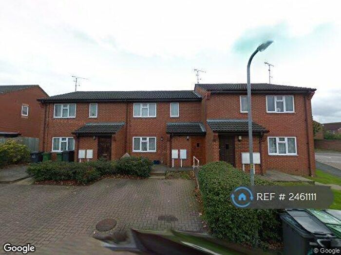 1 Bedroom Flat To Rent In Plantagenet Close, Brackley, NN13