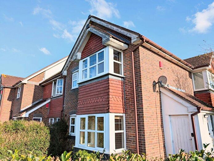 1 Bedroom End Of Terrace House To Rent In Tylden Way, Horsham, RH12