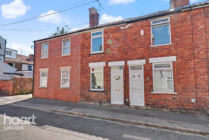 2 Bedroom Terraced House For Sale In Saville Street, Lincoln, LN5