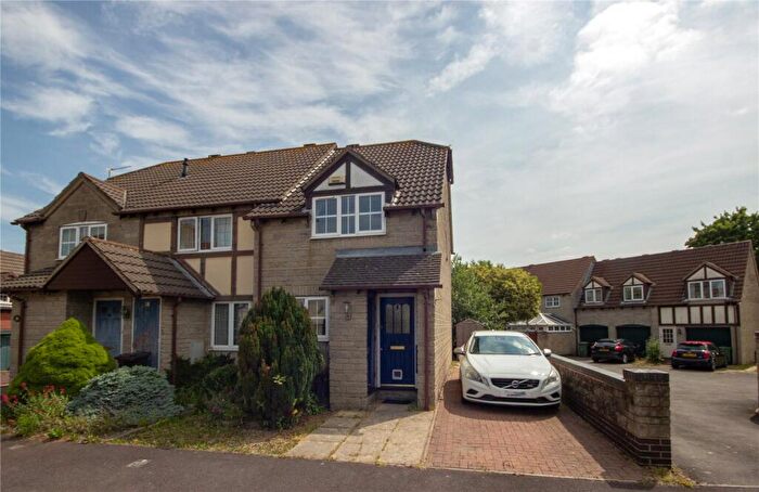 2 Bedroom End Of Terrace House To Rent In Brackendene, Bradley Stoke, Bristol, BS32