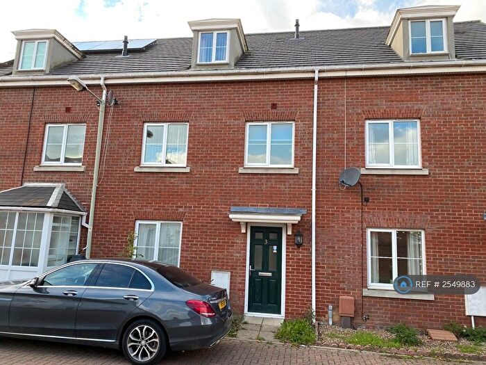 4 Bedroom Terraced House To Rent In Hemming Way, Norwich, NR3