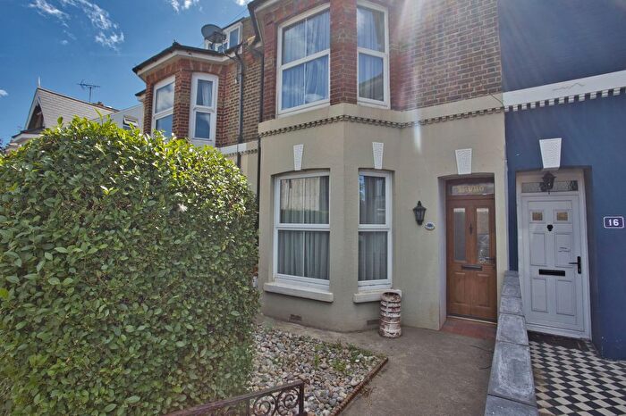 4 Bedroom Terraced House To Rent In Cornwall Road, Walmer, CT14