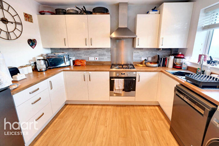 3 Bedroom Semi-Detached House For Sale In Badger Avenue, Melton Mowbray, LE13