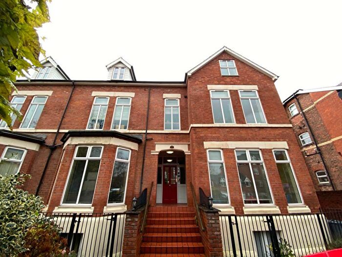 2 Bedroom Flat To Rent In Whitelow Road, Manchester, M21