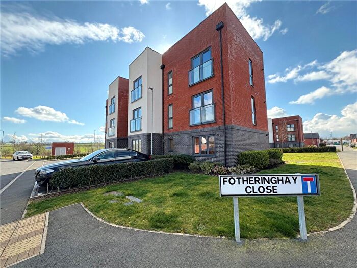 2 Bedroom Penthouse For Sale In Fotheringhay Close, Daventry, Northamptonshire, NN11