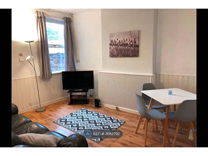 5 Bedroom Terraced House To Rent In Watford Street, Stoke-On-Trent, ST4