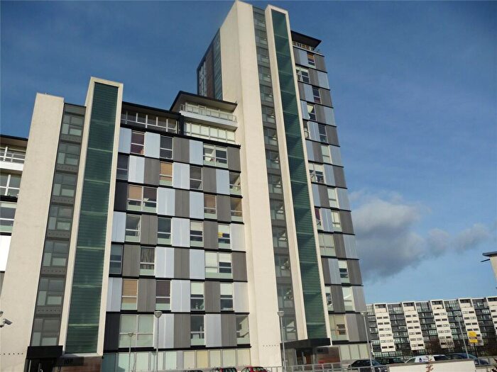 2 Bedroom Flat To Rent In Mavisbank Gardens, Festival Park, Glasgow, G51
