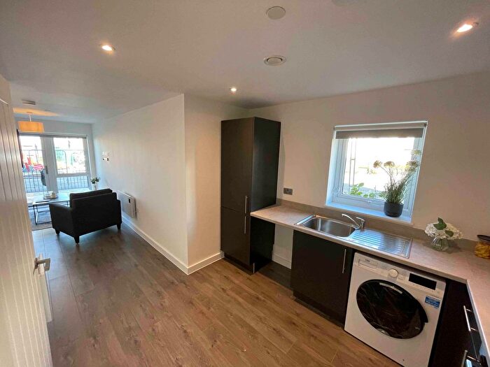2 Bedroom Flat For Sale In City Residence, Liverpool, L5
