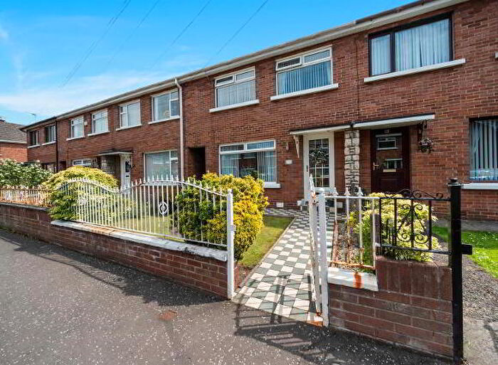 3 Bedroom Terrace House For Sale In Larkfield Grove, Belfast, BT4