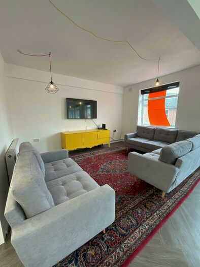 5 Bedroom Flat To Rent In Ashby House, Loughborough, LE11