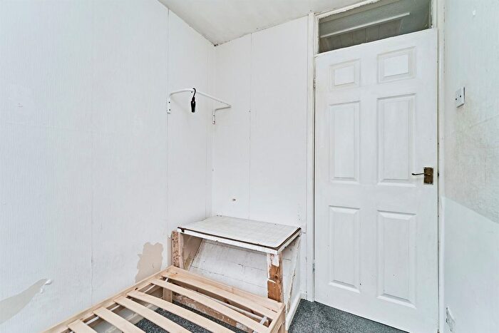 3 Bedroom Terraced House For Sale In Ash Drive, West Bromwich, B71