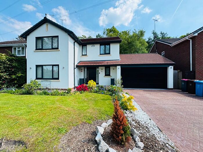 4 Bedroom Detached House To Rent In Drywood Avenue, Worsley, Manchester, Greater Manchester, M28