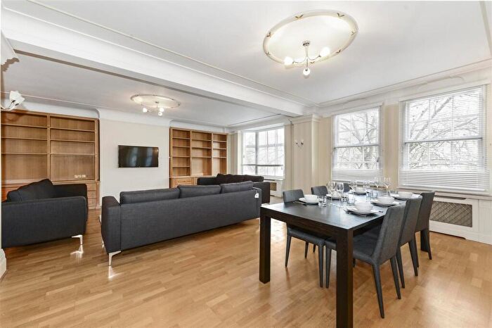 4 Bedroom Flat To Rent In Strathmore Court, Park Road, London, NW8