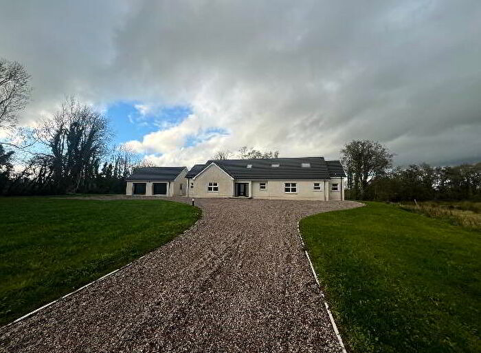 6 Bedroom Detached Chalet Bungalows For Sale In Drumhirk Road, Lisbellaw, BT94