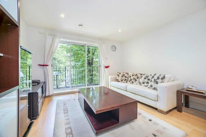 2 Bedroom Flat To Rent In Tollard House, Kensington High Street, London, W14