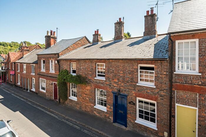 3 Bedroom Terraced House For Sale In Church Street, Great Missenden, HP16