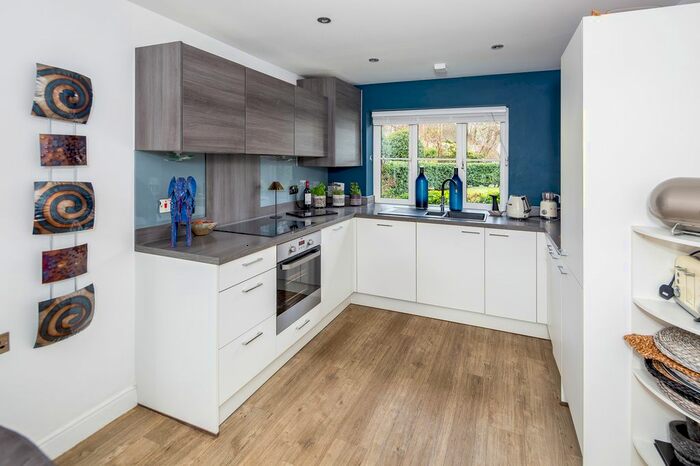 4 Bedroom Detached House For Sale In The Green, Chesterton, Bicester, OX26