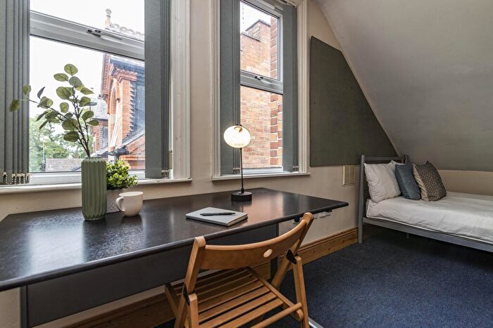 6 Bedroom House To Rent In Sherwin Road, Lenton, Nottingham, NG7