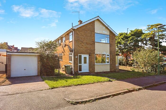 3 Bedroom Semi-Detached House For Sale In Ruddington Lane, Wilford, Nottinghamshire, NG11