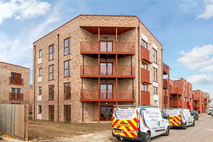 2 Bedroom Apartment To Rent In Galton Road, Cambridge, Cambridgeshire, CB3