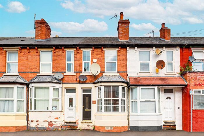 3 Bedroom Terraced House For Sale In Brushfield Street, Nottingham, NG7