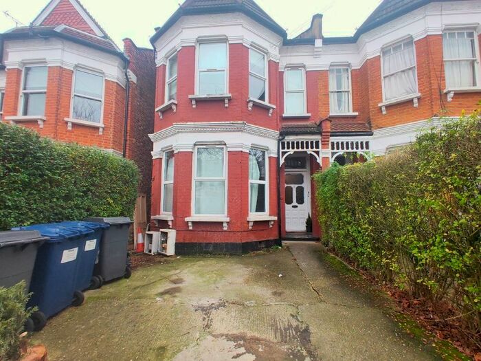 2 Bedroom Flat To Rent In Wilton Road, London N10