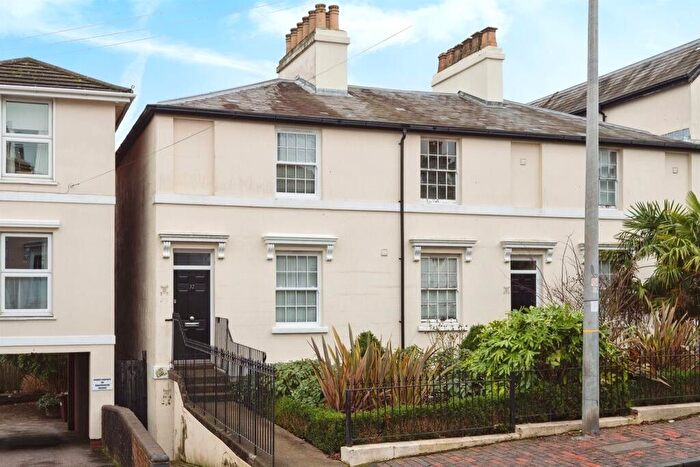 1 Bedroom Flat To Rent In Garden Road, Tunbridge Wells, Kent, TN1