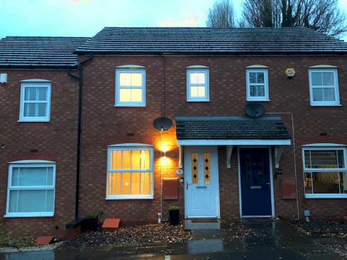 2 Bedroom Terraced House To Rent In Cowdrey Close, Stourbridge, DY8