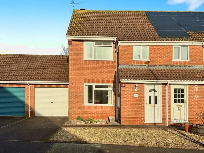 3 Bedroom Semi-Detached House For Sale In Palmers Close, Burnham-On-Sea, TA8