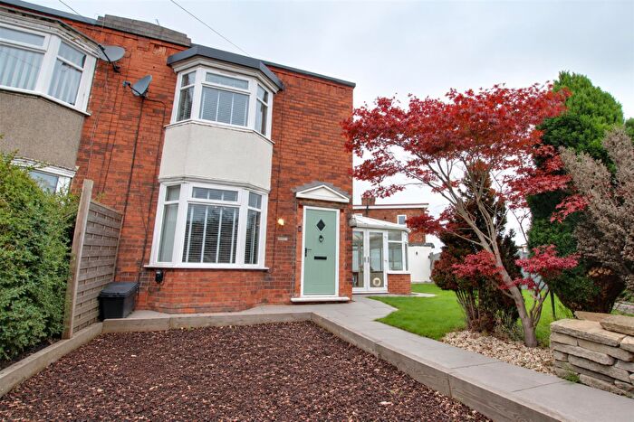 2 Bedroom Semi-Detached House For Sale In Kirkstone Road, Hull, HU5