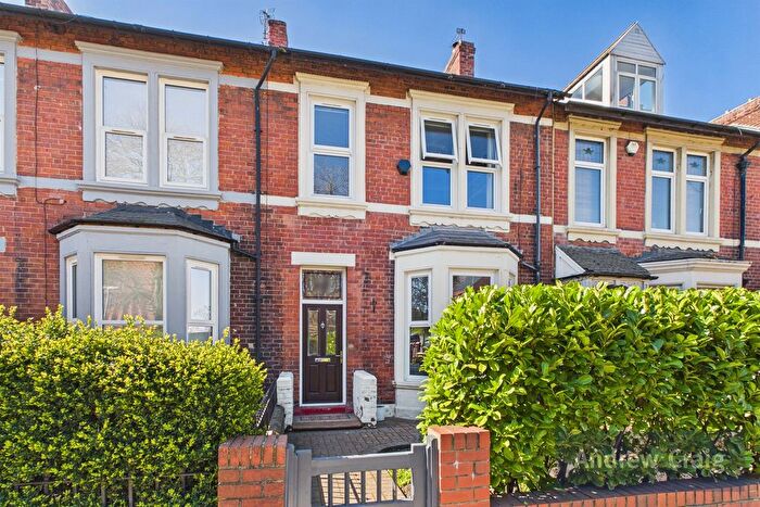 3 Bedroom Terraced House For Sale In Westoe Road, South Shields, NE33