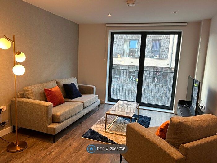 1 Bedroom Flat To Rent In Ordsall Lane, Manchester, M5