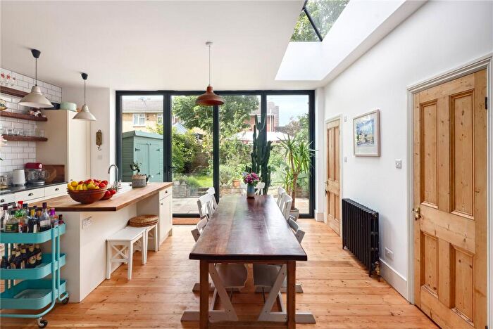 3 Bedroom Semi Detached House To Rent In Ham Park Road, Stratford, London., E15