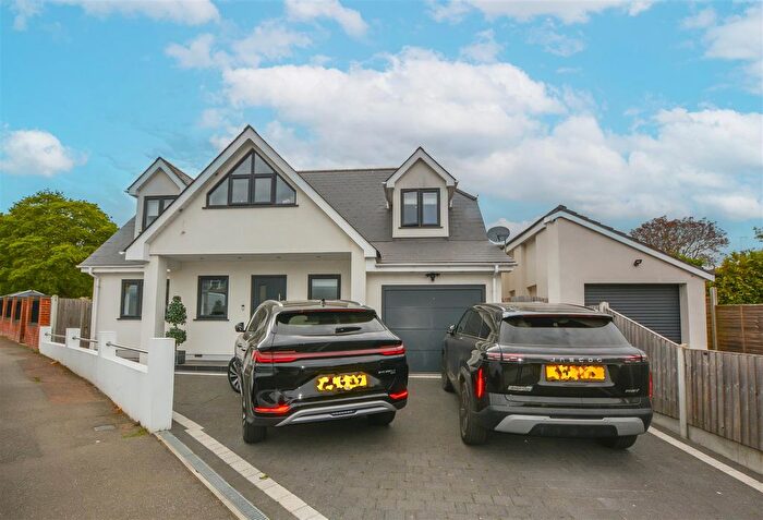 4 Bedroom Detached House For Sale In Pear Trees, Ingrave, Brentwood, CM13