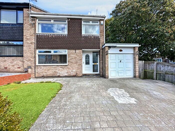 3 Bedroom Semi-Detached House To Rent In Burnhope Road, Washington, NE38