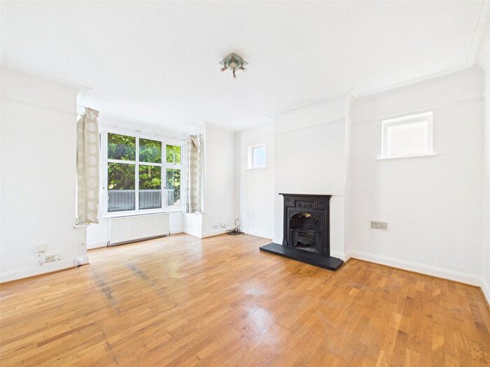 1 Bedroom Flat To Rent In St Margarets Road, St Margarets, TW1