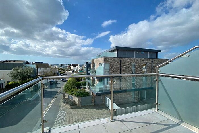 3 Bedroom Flat For Sale In Sandbanks Road, Lilliput, BH14