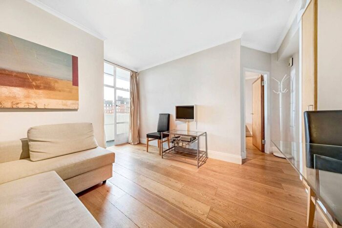 1 Bedroom Flat To Rent In Sloane Avenue, Chelsea, London, SW3