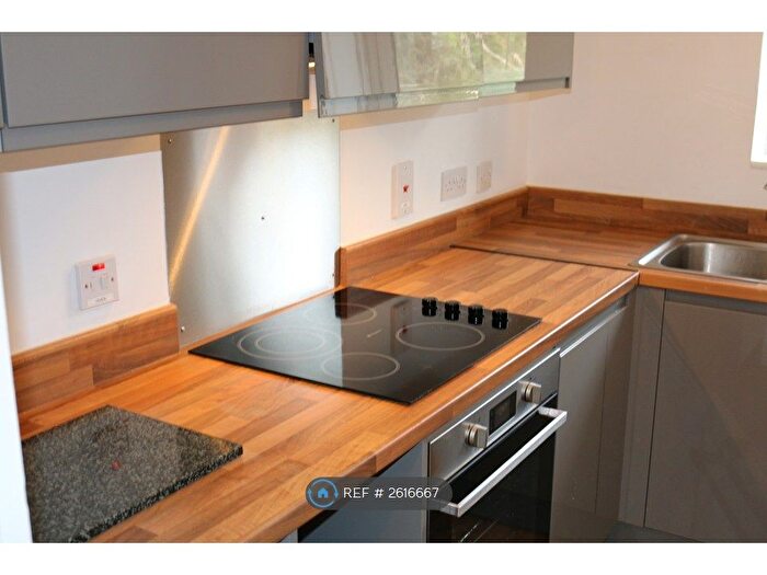 2 Bedroom Flat To Rent In Black Path, Polegate, BN26